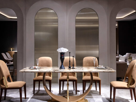 Cameron Dining table